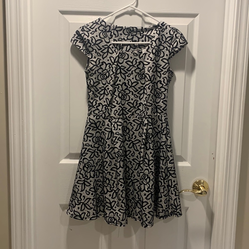 Black lace print cocktail dress